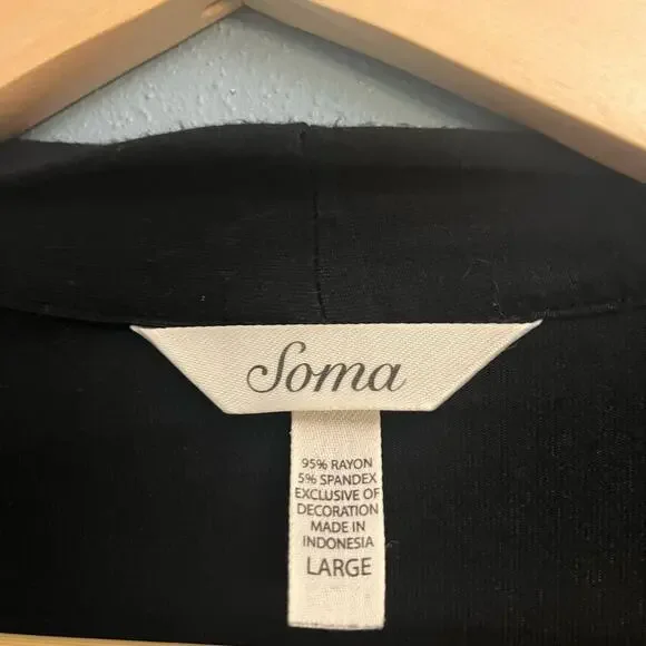 Soma Robe - Picture 3 of 3